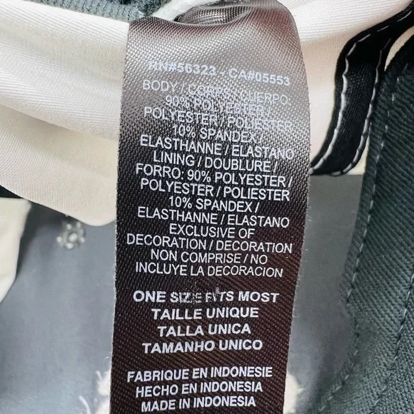 NIKE LEGACY 91 ATHLETIC HAT WHITE AND GRAY WITH OCTOPUS EMBROIDERED ON FRONT - Picture 8 of 12